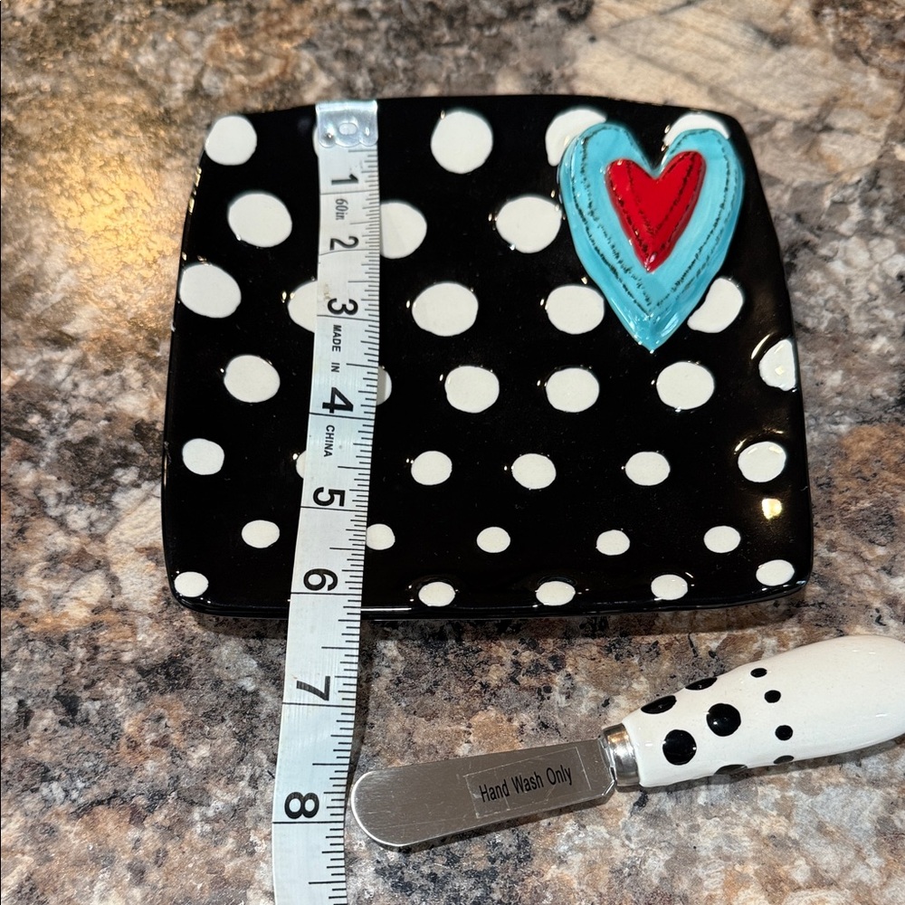 Polka Dot Heart Square Plate - Picture 2 of 5